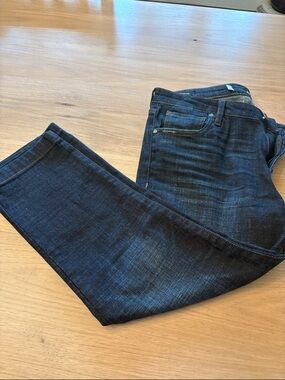 Kut from the Indigo capri jeans